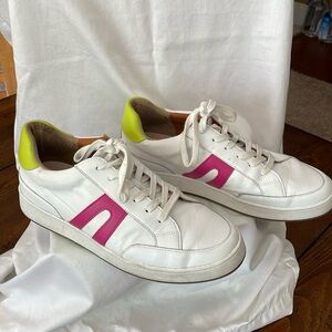 LUCKY BRAND HINTA LEATHER  sneakers in white/very berry size 10